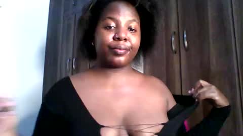 Kayla online show from 10.04.25
