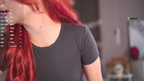 foxylovesyou online show from 10.17.25