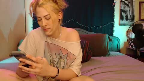 Snapshot of foxymalloryknoxy69 chatting on 03.21.26 Mallory Koxx online show from 03.21.26