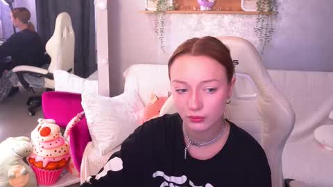 Maya online show from 10.10.25