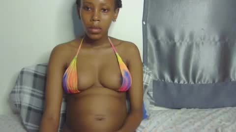 Snapshot of foxypennyy chatting on 10.21.25 foxypennyy online show from 10.21.25