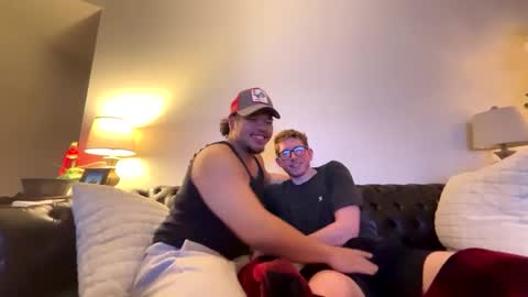 Snapshot of fr0st3d_ chatting on 12.30.24 fr0st3d_ online show from 12.30.24