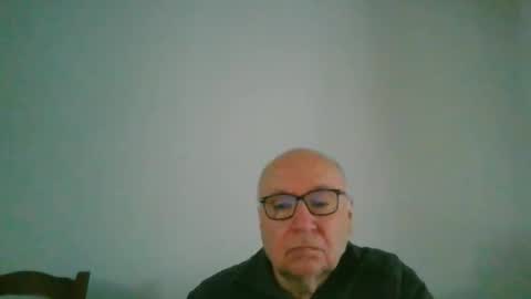 Snapshot of fra94 chatting on 05.15.26 fra94 online show from 05.15.26