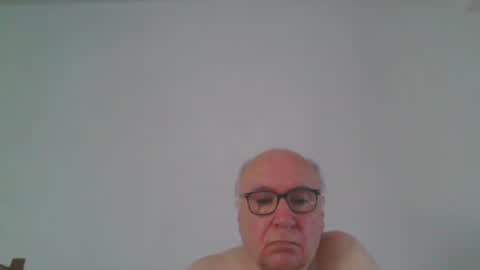 Snapshot of fra94 chatting on 06.03.26 fra94 online show from 06.03.26