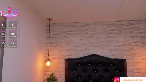          online show from 10.05.25