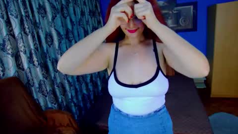 Snapshot of francesca_evanss chatting on 10.22.25 Francesca - online show from 10.22.25