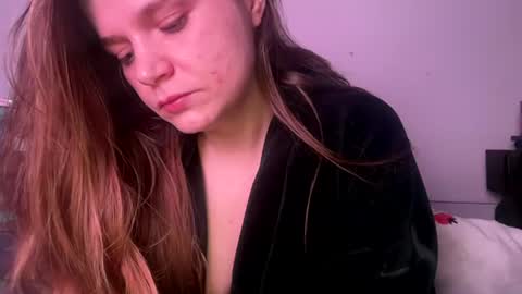 francescafey online show from 11.25.25