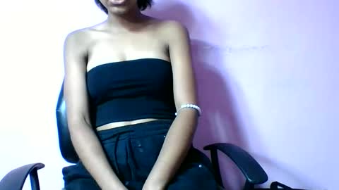 Snapshot of francia333068 chatting on 06.07.26 francia333068 online show from 06.07.26