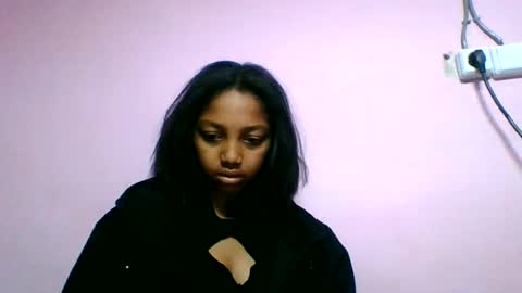 Snapshot of francia333068 chatting on 06.21.26 francia333068 online show from 06.21.26