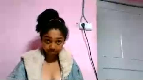 Snapshot of francia333068 chatting on 07.11.26 francia333068 online show from 07.11.26