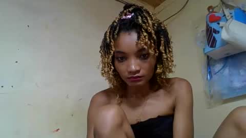 Snapshot of francinoli chatting on 05.30.26 Francinoli online show from 05.30.26