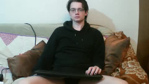 Snapshot of francisgray chatting on 02.12.26 Frank online show from 02.12.26