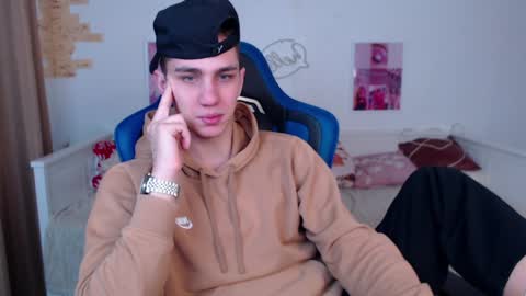 Frank online show from 01.05.25