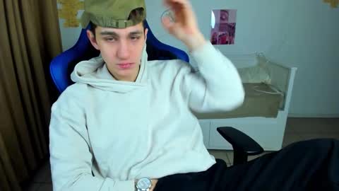 Frank online show from 02.08.26