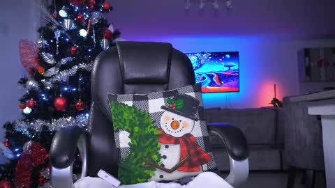 Frank Farrell. Hey remember to give me a thumbs up Ty online show from 12.23.25