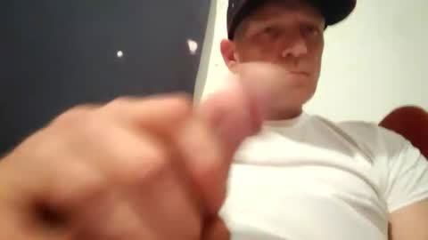 Famous Blue Eyes online show from 04.26.26