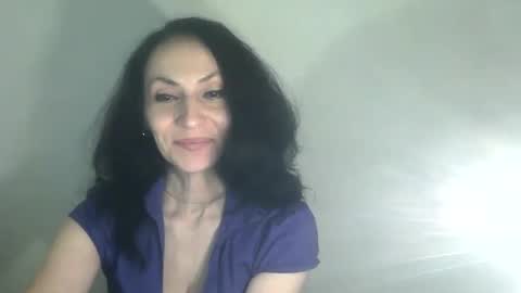 frankieteasing online show from 12.13.24