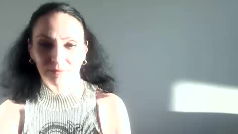 frankieteasing online show from 01.06.25