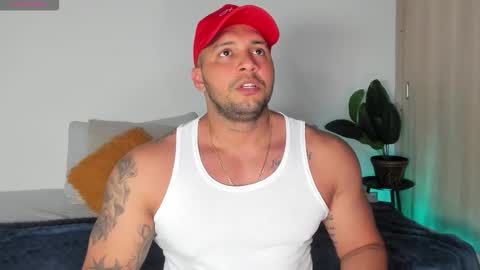 Snapshot of frankmyles01 chatting on 01.16.26 frank online show from 01.16.26