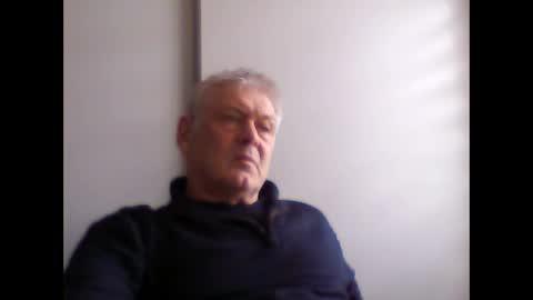 Snapshot of frannkboy61 chatting on 05.13.26 frannkboy61 online show from 05.13.26