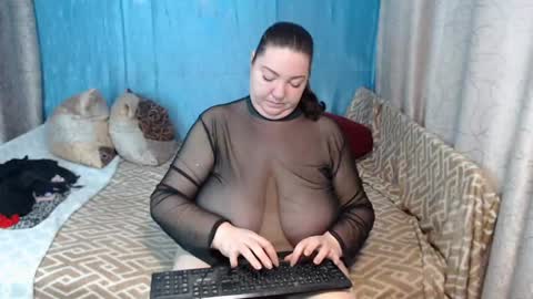 frau_becky online show from 01.24.25