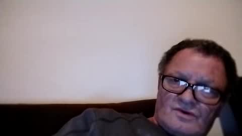 Wolfi online show from 12.15.25