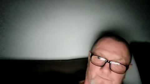 Wolfi online show from 03.06.26