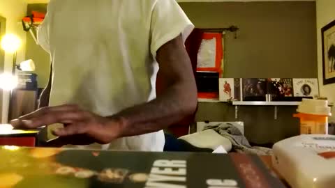 Snapshot of freakeazy chatting on 01.11.26 freakeazy online show from 01.11.26