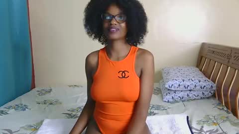 Nessa-Independent model online show from 12.08.24