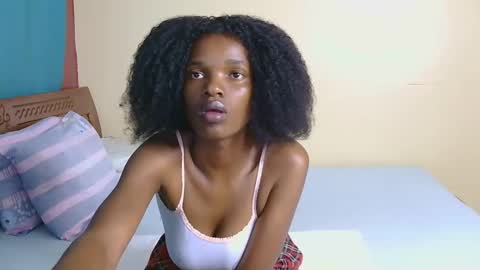 Nessa-Independent model online show from 01.05.25