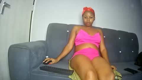 Snapshot of freaky216738 chatting on 12.15.24 freakyLucy online show from 12.15.24