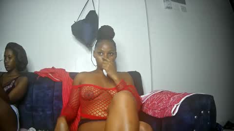 Snapshot of freaky216738 chatting on 01.18.25 freakyLucy online show from 01.18.25
