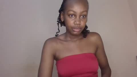 Snapshot of freaky_beauty chatting on 06.01.26 freaky_beauty online show from 06.01.26