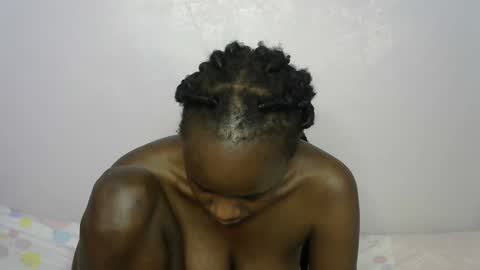 freaky_delliah online show from 02.19.25