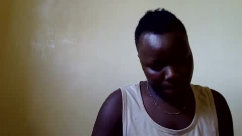 Snapshot of freaky_dolly chatting on 02.13.25 freaky_dolly online show from 02.13.25