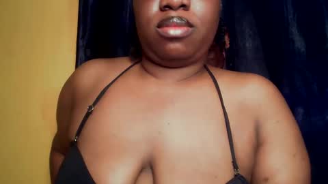 Snapshot of freaky_slut5 chatting on 05.21.26 freaky slut5 online show from 05.21.26