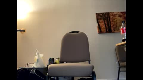 Snapshot of freakybubba chatting on 12.28.24 Freakybubba online show from 12.28.24