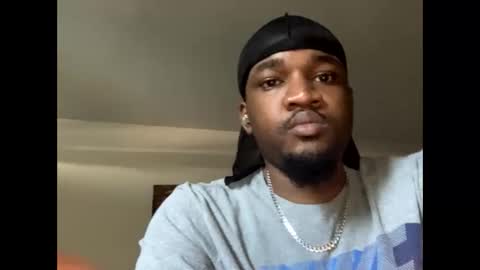 Snapshot of freakybubba chatting on 01.01.25 Freakybubba online show from 01.01.25