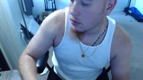 freakyfreddie305 online show from 10.14.25