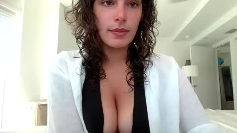Snapshot of freckledeer chatting on 03.23.26 freckledeer online show from 03.23.26
