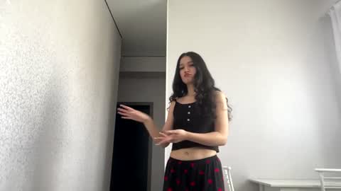 Snapshot of fredamedora chatting on 06.26.26 Mia online show from 06.26.26
