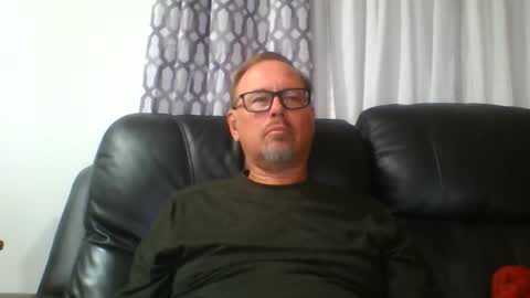 Snapshot of freddieknuck chatting on 06.07.26 Just Fred online show from 06.07.26