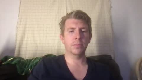 Snapshot of freddyfootball chatting on 06.11.26 Freddy Foot Balls online show from 06.11.26