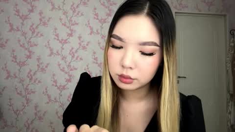 Snapshot of fredericadonnay chatting on 03.20.26 Elina online show from 03.20.26