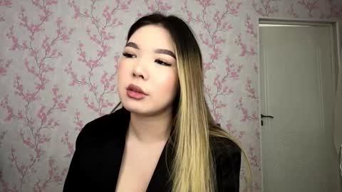 Snapshot of fredericadonnay chatting on 03.21.26 Elina online show from 03.21.26