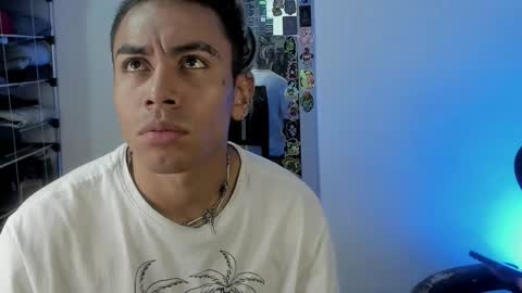    online show from 10.03.25