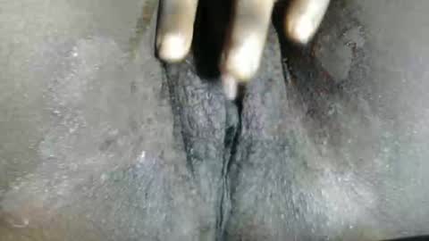 Snapshot of freelady1011 chatting on 12.17.25 babyyo online show from 12.17.25