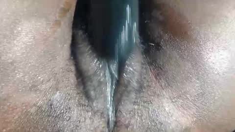 Snapshot of freelady1011 chatting on 12.19.25 babyyo online show from 12.19.25