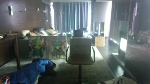 Snapshot of freesoulmovement chatting on 12.22.24 jasmineandaladin69 online show from 12.22.24