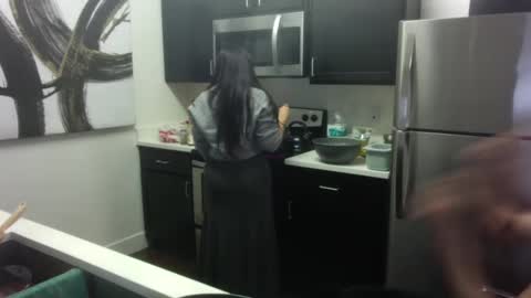 Snapshot of freesoulmovement chatting on 01.13.25 jasmineandaladin69 online show from 01.13.25